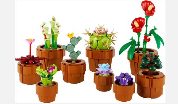 LEGO mini plants